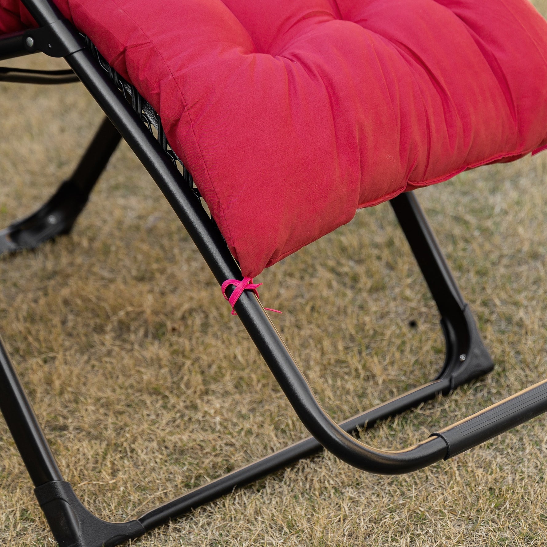 Outsunny Padded Zero Gravity Reclining Lounge Chair detail image 9