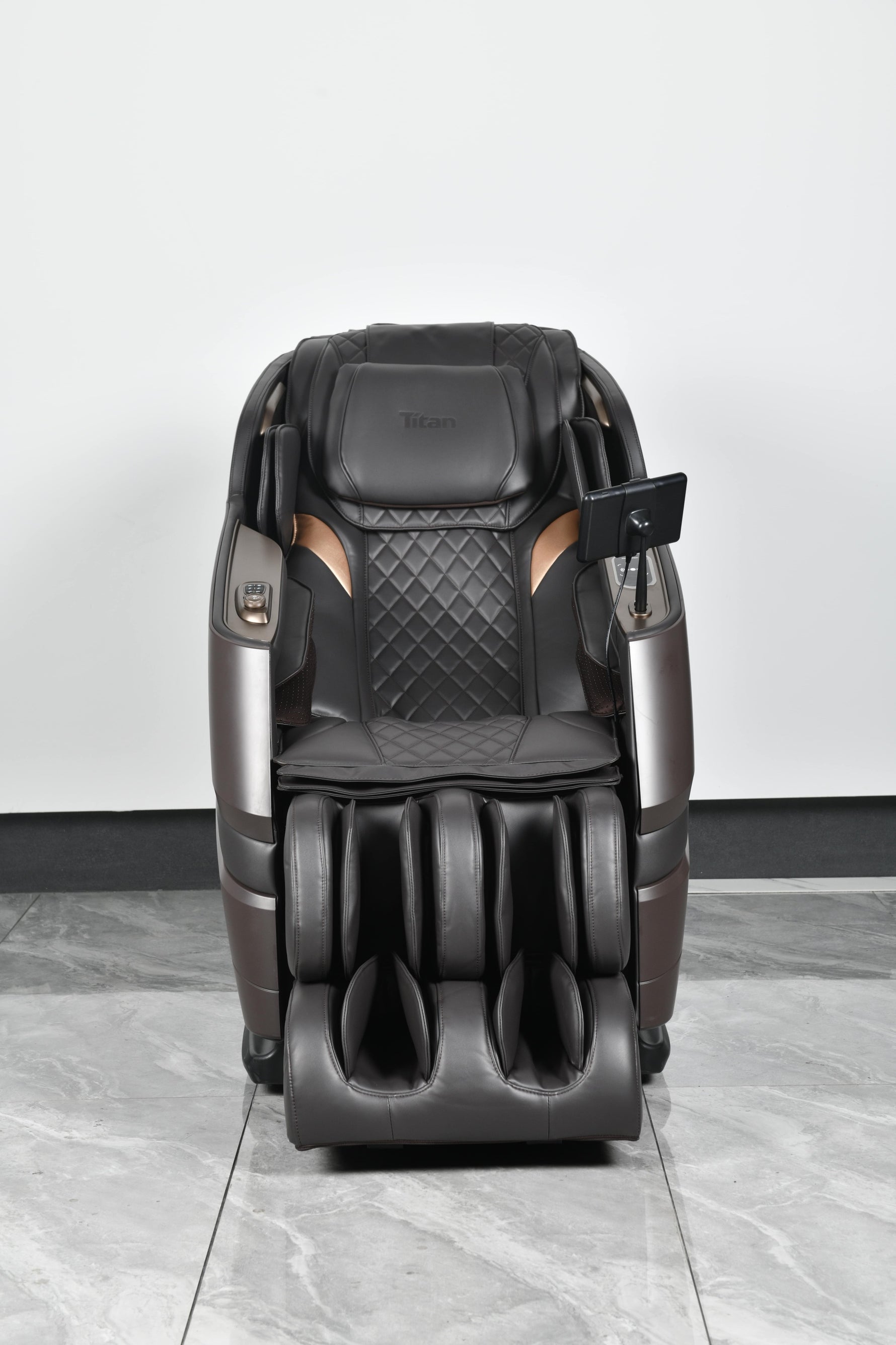 Titan Tp-Epic 4D Massage Chair detail image 15