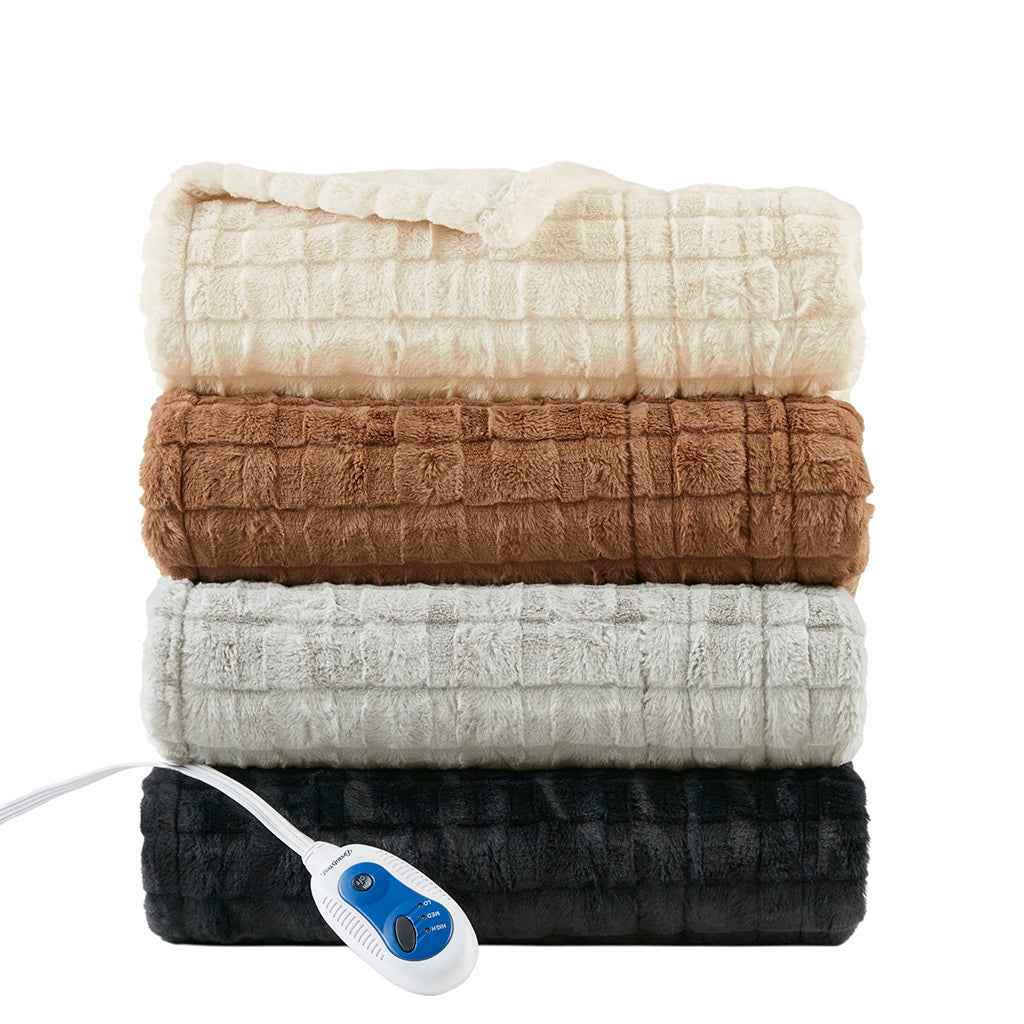 Oversized 50" x 70" Faux Fur Heated Throw detail image 9