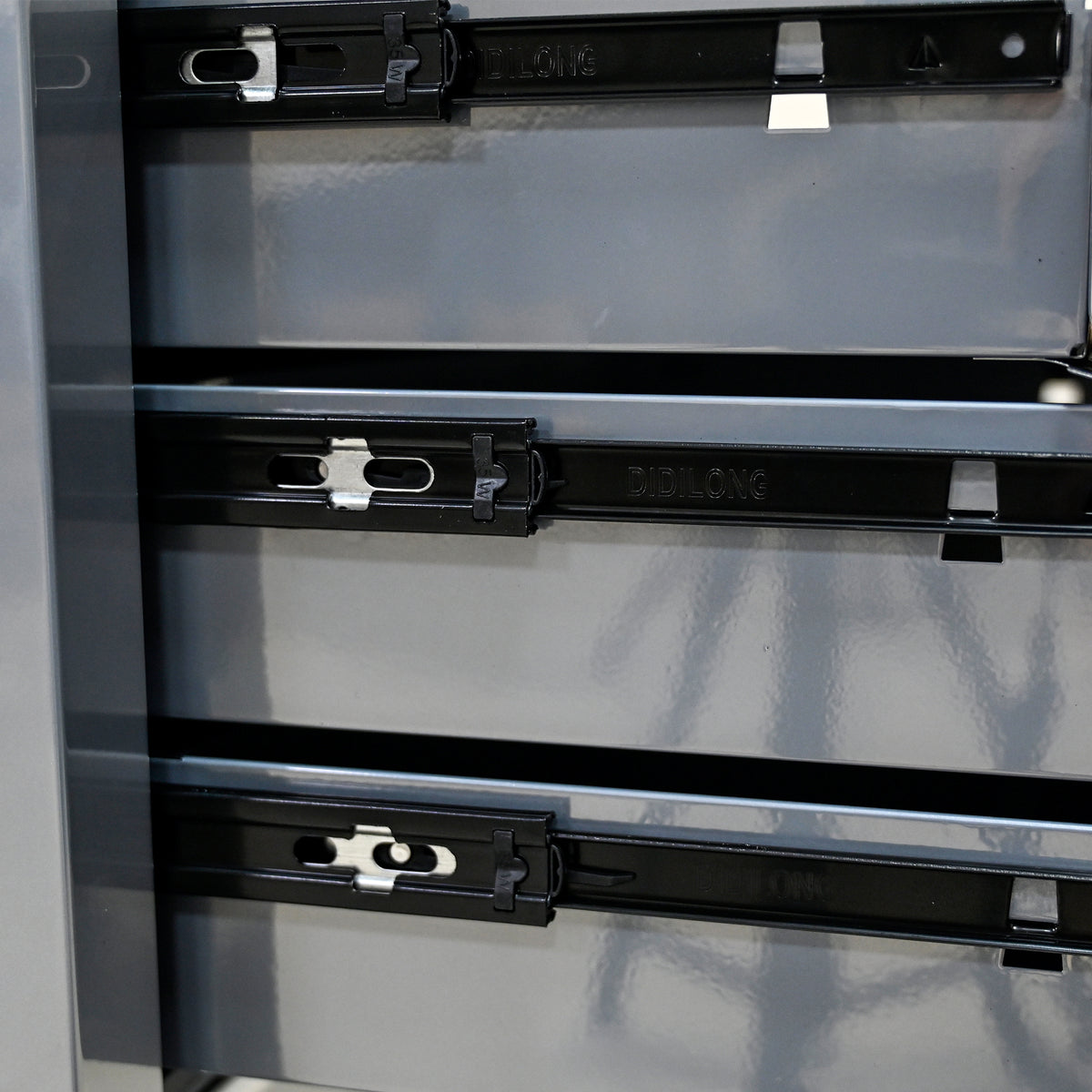 Rolling 5-Drawer Steel Tool Chest with Stainless Steel Top for workshop, garage, storage, or utility use