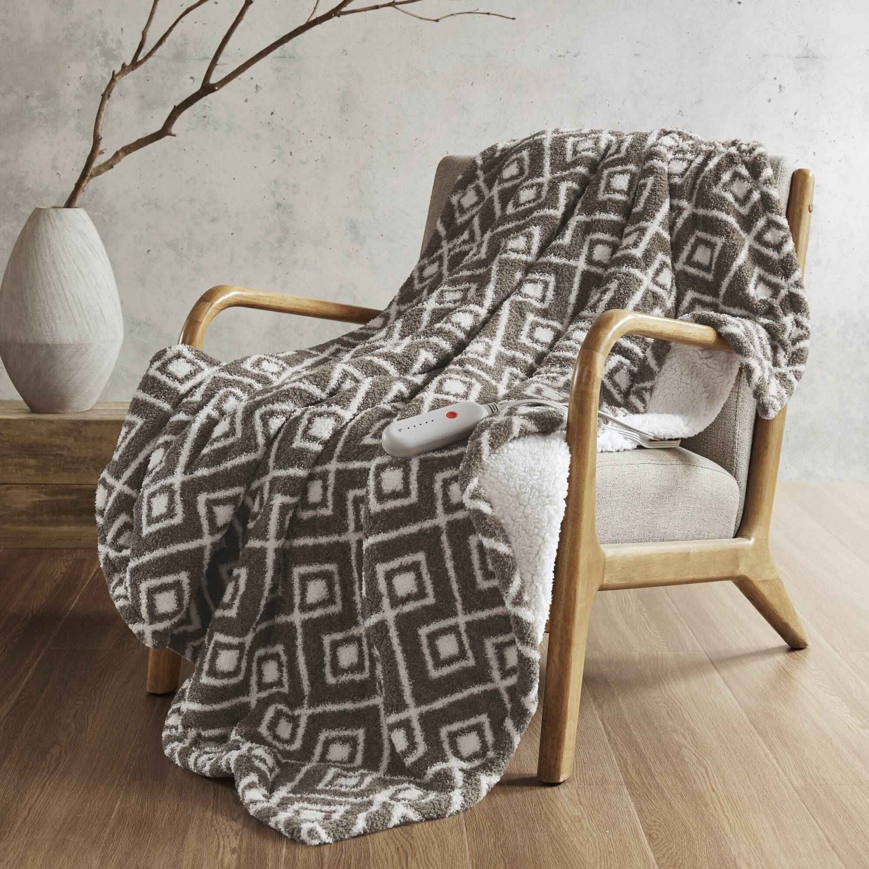 50" x 60" Soft Heated Throw detail image 66